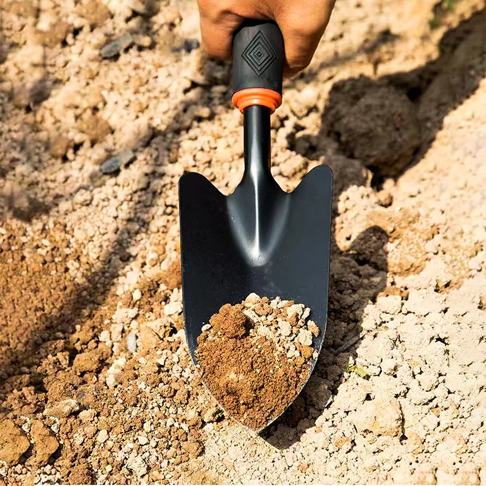 Metal Garden Trowel with Ergonomic Handle